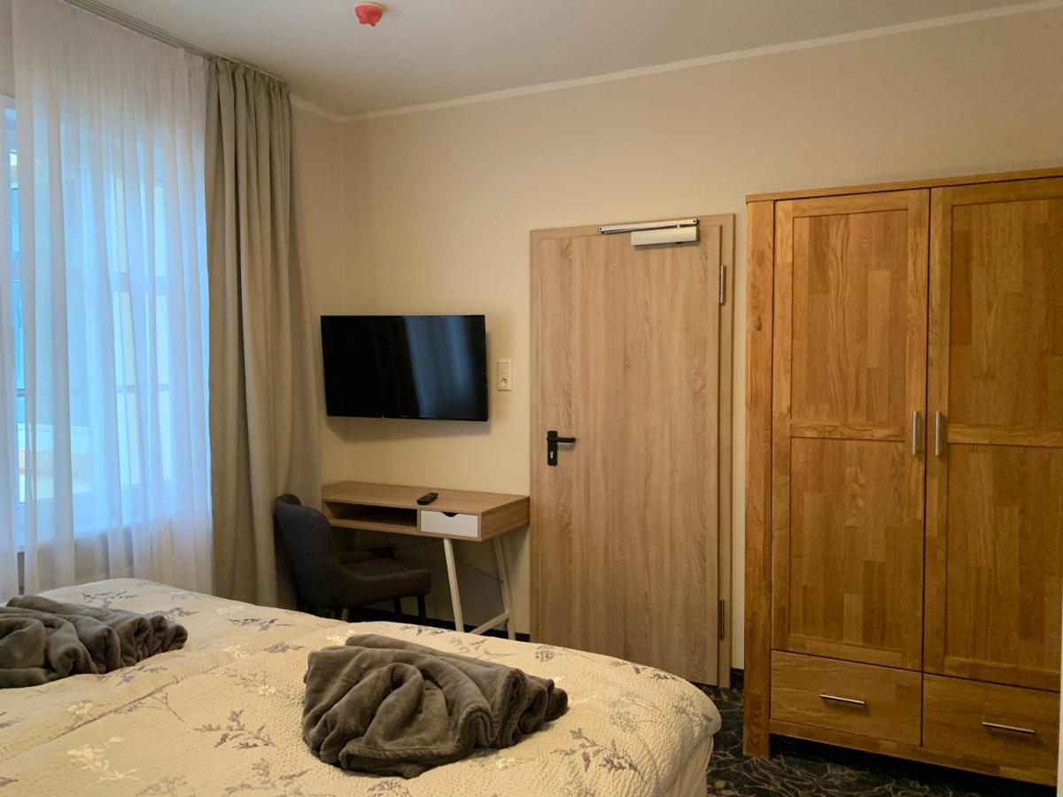 Gaestehaus Am Kurpark Hotel Garni Horn-Bad Meinberg Exteriér fotografie